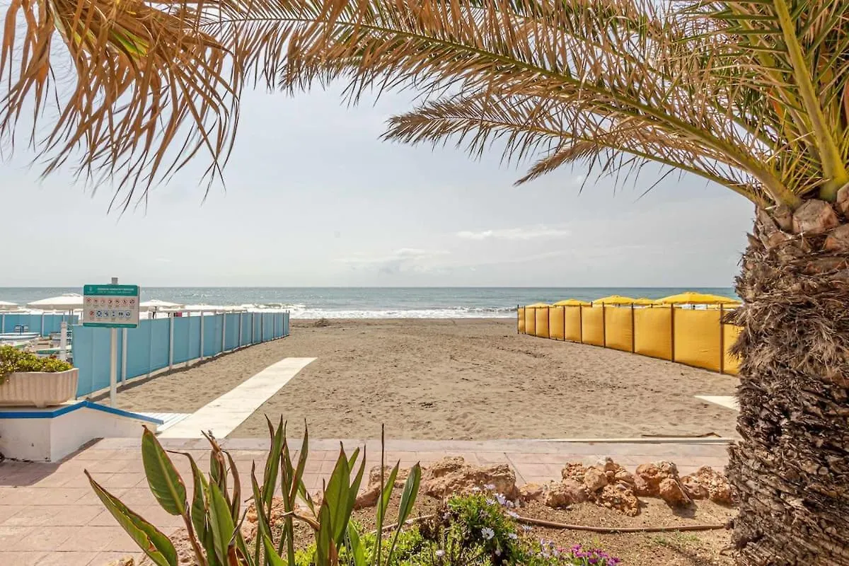 Apartment 797 Holiday Rentals- Duplex Para 7 En La Carihuela A 1 Min De La Playa Torremolinos