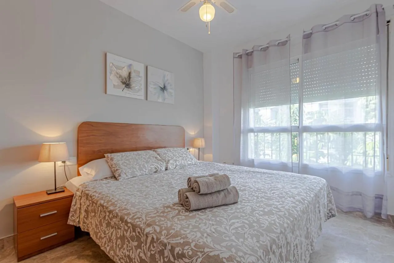 Apartment 797 Holiday Rentals- Duplex Para 7 En La Carihuela A 1 Min De La Playa Torremolinos