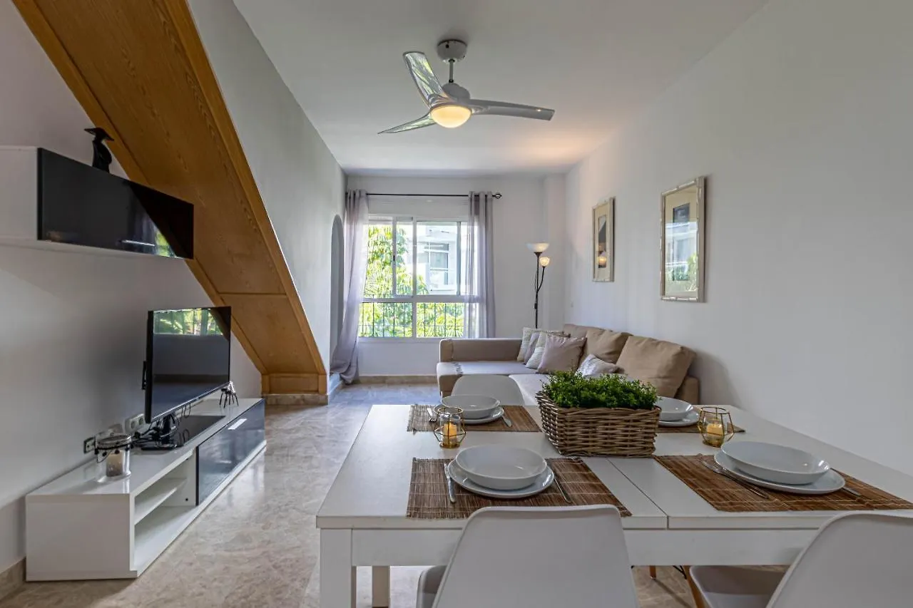 797 Holiday Rentals- Duplex Para 7 En La Carihuela A 1 Min De La Playa Torremolinos