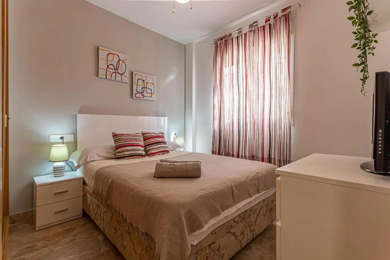 797 Holiday Rentals- Duplex Para 7 En La Carihuela A 1 Min De La Playa Torremolinos Apartment