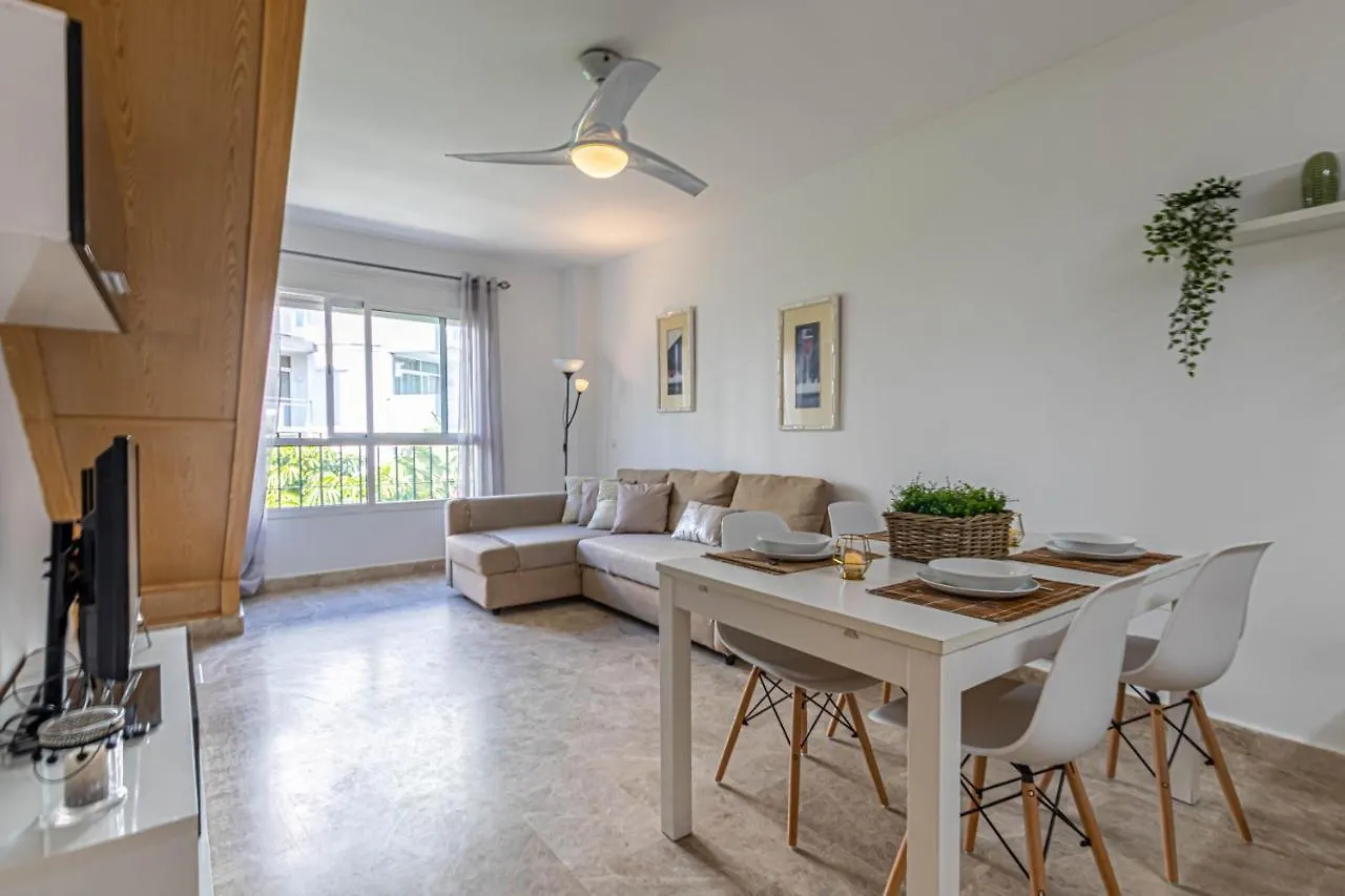 797 Holiday Rentals- Duplex Para 7 En La Carihuela A 1 Min De La Playa Torremolinos Apartment