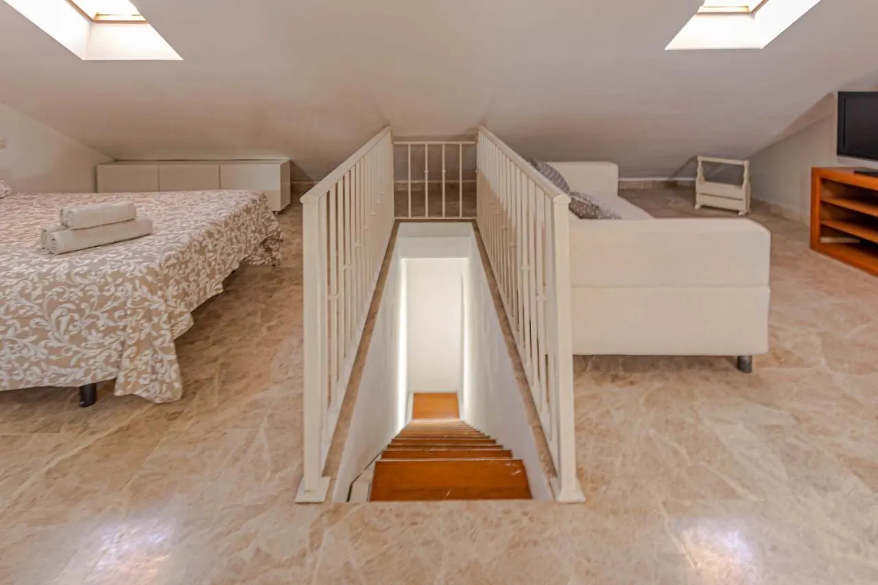 797 Holiday Rentals- Duplex Para 7 En La Carihuela A 1 Min De La Playa Torremolinos Apartment