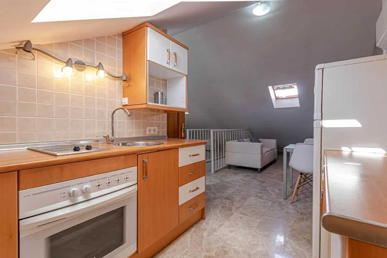 797 Holiday Rentals- Duplex Para 7 En La Carihuela A 1 Min De La Playa Torremolinos 0*,  Spain