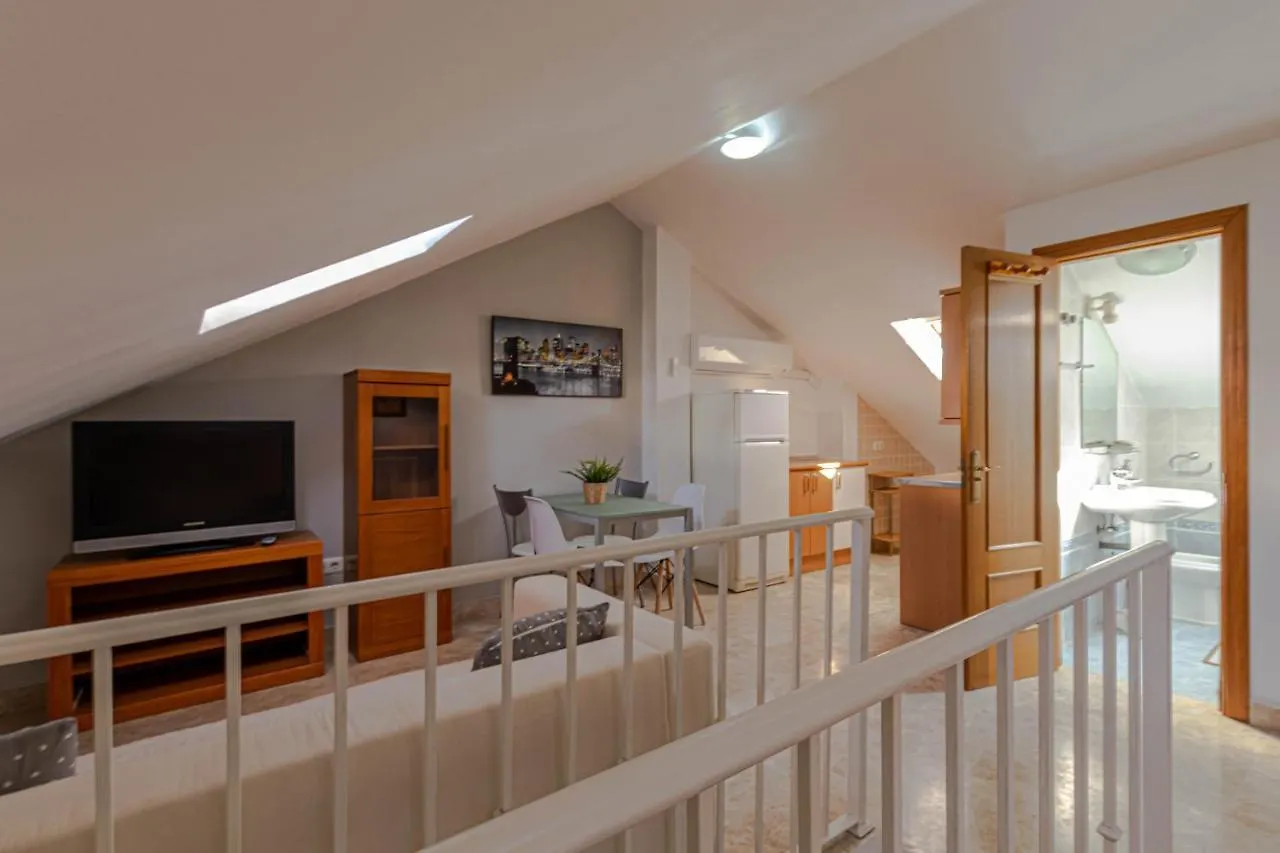 797 Holiday Rentals- Duplex Para 7 En La Carihuela A 1 Min De La Playa Torremolinos 0*,  Spain