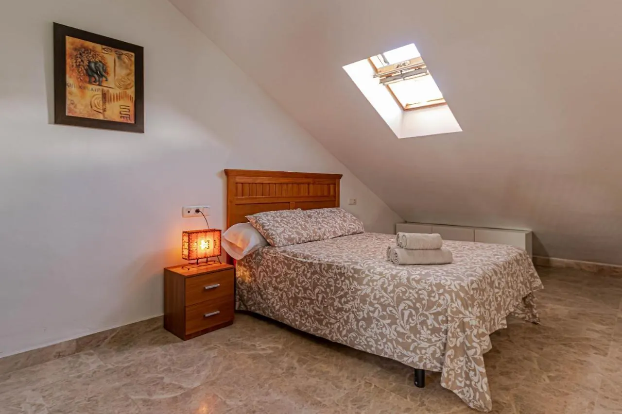 Apartment 797 Holiday Rentals- Duplex Para 7 En La Carihuela A 1 Min De La Playa Torremolinos